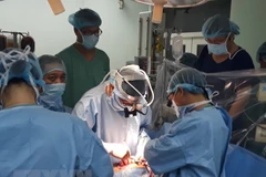 Chuyện về trái tim của cậu bé chỉ sống được từng ngày