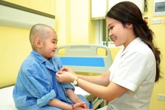 Blouse trắng về bản đoạt giải Nhất cuộc thi ảnh nét đẹp ngành y 