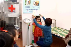Gần 30% số trẻ em Việt Nam bị thấp còi so với độ tuổi