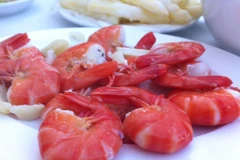 Bộ Y tế khuyến cáo bảo đảm an toàn thực phẩm mùa bão, lũ 