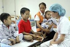 Những em bé mắc bệnh tan máu bẩm sinh. (Ảnh: CTV/Vietnam+)