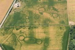 Các di tích thời tiền sử và khu định cư gần Eynsham, Oxfordshire, đã được tìm thấy trong mùa Hè vừa qua.(Nguồn: historic england)