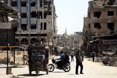Cảnh đổ nát ở Douma, Đông Ghouta sau xung đột ngày 18/4 vừa qua. (Ảnh:THX/TTXVN)