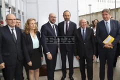 Thủ tướng Bỉ Charles Michel và người đồng cấp Pháp Edouard Philippe. (Nguồn: bta/AP)