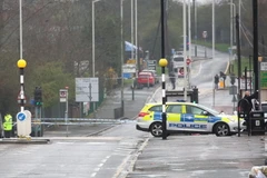 Cảnh sát phong tỏa tại hiện trường một vụ án ở thủ đô London. (Ảnh: Evening Standard/TTXVN)