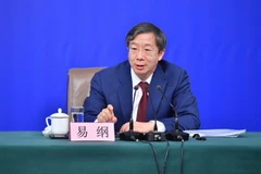 Thống đốc Ngân hàng Nhân dân Trung Quốc Dịch Cương. (Ảnh: AFP/TTXVN)