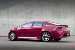 Toyota công bố Prius 2015 có mức tiêu thụ nhiên liệu ít kỷ lục