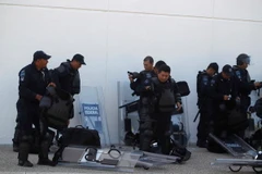 Cảnh sát Mexico bắt giữ một đối tượng mang theo nhiều vũ khí 