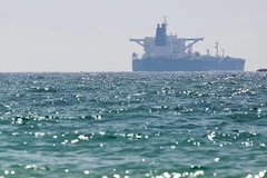 Tàu hàng Thổ Nhĩ Kỳ bị tấn công khi tiếp cận cảng Libya 