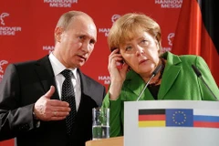 Tổng thống Nga và Thủ tướng Đức điện đàm về tình hình Ukraine