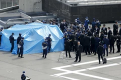 Vật thể bay đã đậu trên dinh Thủ tướng Nhật vài ngày trước 