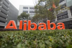 Giao dịch thương mại điện tử Trung Quốc đạt trên 2.000 tỷ USD 