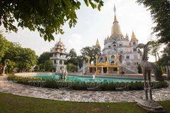 [Photo] Vẻ tráng lệ của bảo tháp Xá Lợi Gotama Cetiya 