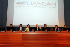 Đại sứ các nước ASEAN tại Italy tham gia sự kiện. (Ảnh: Huy Thông/TTXVN)