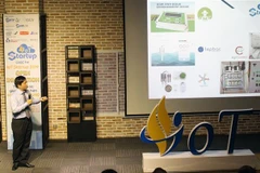 Đại diện Ban Quản lý Khu Công nghệ cao Thành phố chia sẻ thông tin về Cuộc thi. (Ảnh: Tiến Lực/TTXVN)