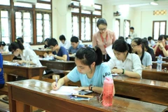 [Photo] Thí sinh chính thức bước vào kỳ thi Đại học đợt 2 
