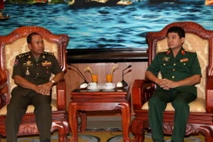 Đoàn Viện Lịch sử Quân sự Campuchia thăm Việt Nam