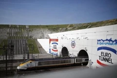 Anh cấm hãng Eurotunnel cung cấp dịch vụ phà tới Pháp