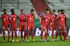 Nhà đương kim vô địch DFB đã bị đội bóng hạng 2 Holstein Kiel loại khỏi DFB Pokal ở ngay vòng 2. (Nguồn: Fcb.com)