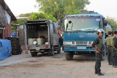 Vây bắt đường dây trộm xăng dầu máy bay quy mô lớn tại TP.HCM