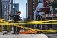 Hiện trường vụ đâm xe. (Nguồn: AP)