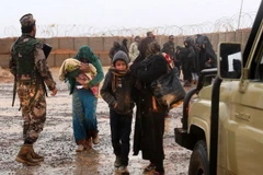 Người dân Syria phải rời bỏ nhà cửa đi lánh nạn. (Nguồn: AFP/TTXVN)