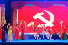 Khai diễn chương trình nghệ thuật 'Giữ trọn niềm tin với Đảng'