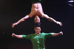 Màn biểu diễn ấn tượng của Quốc Cơ-Quốc Nghiệp. (Ảnh: Hải An/Vietnam+)