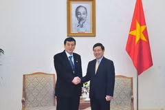Phó Thủ tướng, Bộ trưởng Ngoại giao Phạm Bình Minh tiếp Đoàn Nghị sỹ Quốc hội Nhật Bản do ông Yanagimoto Takuji, Thượng Nghi sỹ, Trưởng Ban Nghiên cứu Hiến pháp Thượng viện làm Trưởng đoàn. (Ảnh: Nguyễn Khang/TTXVN)