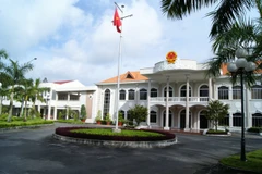 Cà Mau lên tiếng về thông tin bổ nhiệm hai cán bộ "chưa đủ chuẩn"