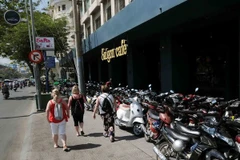 Xe máy được sắp xếp trật tự ngăn nắp hơn tại tuyến đường Tôn Đức Thắng, Quận 1 sau đợt ra quân năm ngoái. (Ảnh: An Hiếu/TTXVN)