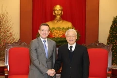 Tổng Bí thư Nguyễn Phú Trọng tiếp Đại sứ Cộng hòa Pháp Bertrand Lortholary. (Ảnh: Trí Dũng/TTXVN)