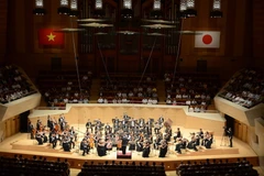 Quang cảnh chương trình hòa nhạc kỷ niệm 45 thiết lập quan hệ ngoại giao Việt Nam-Nhật Bản. (Ảnh: Thành Hữu/Vietnam+)