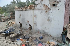 Cảnh đổ nát sau một cuộc không kích ở tỉnh Nangarhar, Afghanistan. (Nguồn: AFP/TTXVN)