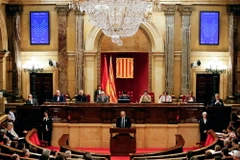 Ông Quim Torra phát biểu tại phiên họp hội đồng lập pháp tại vùng tự trị Catalonia ngày 12/5. (Nguồn: AFP/TTXVN)