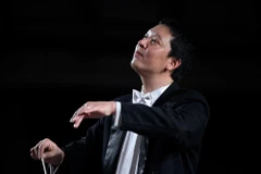 Nhạc trưởng tài năng Lê Phi Phi về nước chỉ huy đêm nhạc Bach