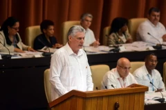 Chủ tịch Cuba Miguel Diaz-Canel phát biểu tại phiên họp Quốc hội ở Havana ngày 21/7. (Nguồn: EPA-EFE/TTXVN)