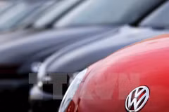 Các mẫu xe của hãng Volkswagen. (Ảnh: Reuters/TTXVN)