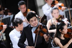 Nghệ sỹ violin Bùi Công Duy. (Ảnh: Minh Đức/TTXVN)