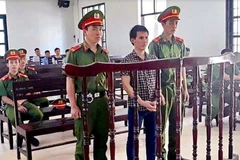 6 năm tù cho đối tượng đâm bạn gái 11 nhát dao vì ghen tuông