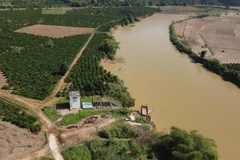 Vị trí sạt lở nằm gần một trạm bơm tại xã Nâm N’Đir, huyện Krông Nô, tỉnh Đắk Nông. (Ảnh: Minh Hưng/TTXVN)