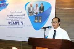 Tiến sỹ Trần Quang Hóa phát biểu tại buổi lễ. (Ảnh: Tường Vi/TTXVN)