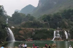 Thác Bản Giốc. (Ảnh: Quốc Đạt/TTXVN)