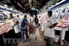 Một khu chợ ở Athens, Hy Lạp. (Ảnh: AFP/TTXVN)