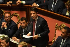 Thủ tướng Italy Giuseppe Conte (giữa) phát biểu tại phiên họp Thượng viện ở Rome, ngày 20/8/2019. (Ảnh: THX/TTXVN)