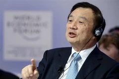 Nhà sáng lập Huawei Nhậm Chính Phi phát biểu tại một cuộc họp ở Davos, Thụy Sĩ. (Ảnh: AFP/TTXVN)
