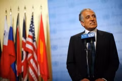 Ông Zalmay Khalilzad. (Nguồn: Reuters)