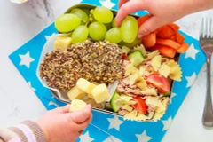 [Video] Mỹ: Rất nhiều thực phẩm dành cho trẻ em chứa kim loại độc hại