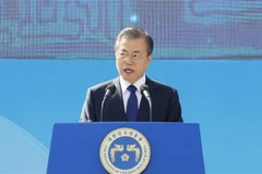 Tổng thống Hàn Quốc Moon Jae-in phát biểu tại Trường đại học Kyungnam ở Changwon, Hàn Quốc, ngày 16/10. (Ảnh: Yonhap/TTXVN)