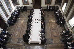 Toàn cảnh vòng đàm phán thương mại lần thứ 7 giữa đại diện cấp cao Mỹ và Trung Quốc tại thủ đô Washington DC., ngày 21/2/2019. (Ảnh: THX/TTXVN)